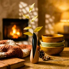Two-Colour_Split-_Bud-_Vase_Beige_GalaxyGreen2